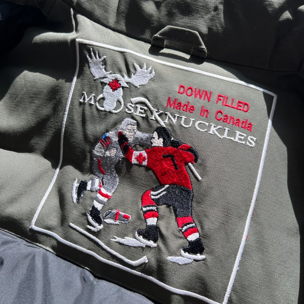 Authentic Moose Knuckles - Picture 15 of 15